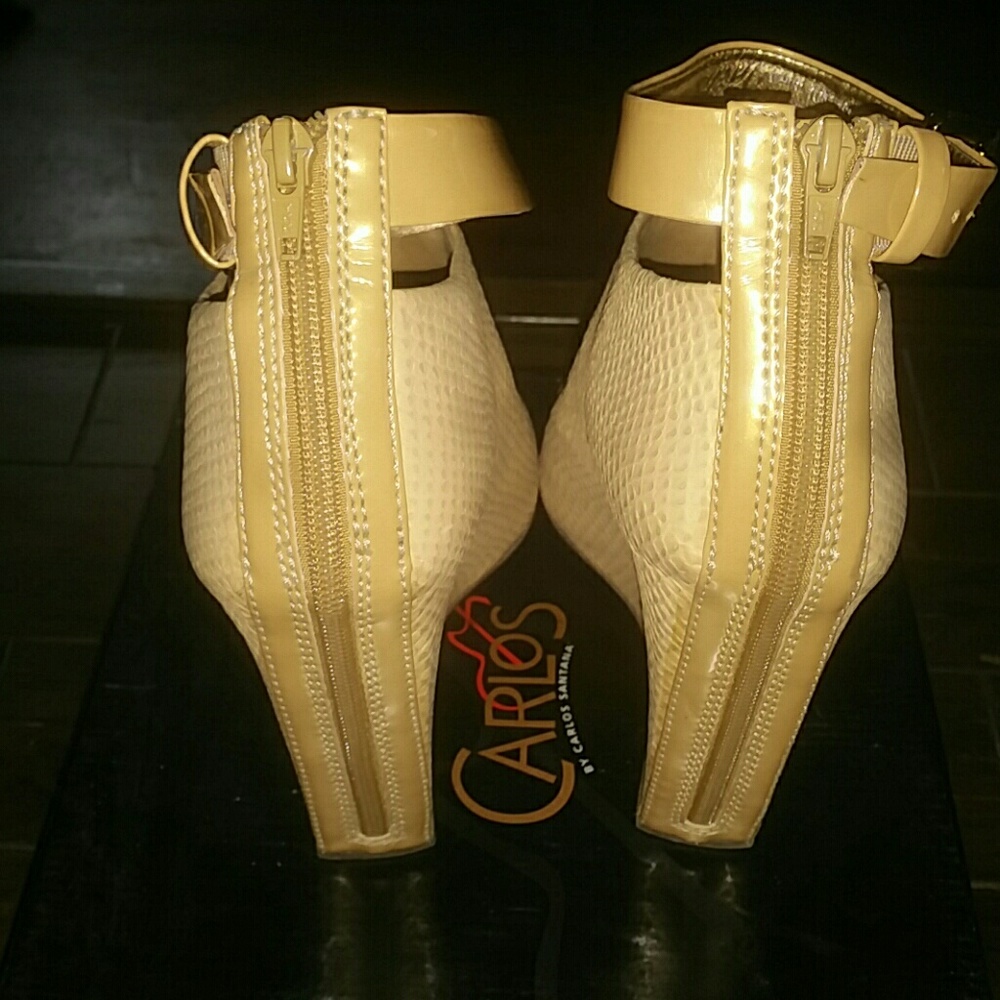 Unique Faux Snake Skin Wedges